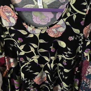 LuLaRoe Perfect T